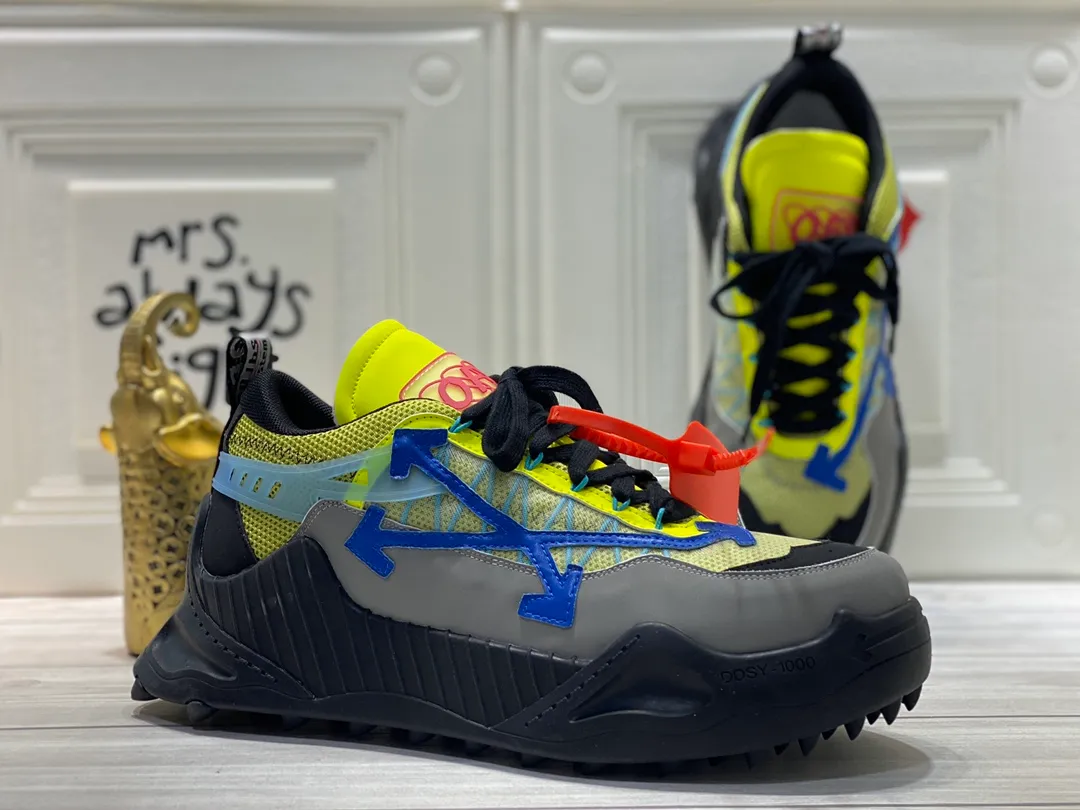 Men's Men's Shoes💰480🌼【New Style】High-end Boutique-🤷‍♂🤷‍♂OFF-WHITE x Air Jordan 】1 The joint shoe has been highly concerned by everyone since its design. The new shoe is shown in the popular Chicago bull white and yellow LOGO color scheme. The shoe body is made of cowhide, cow suede, and other materials. In addition to the X hidden on the inside of the leather, the oversized Swoosh, OFF-WHITE for Nike, Air Jordan 1 birth information and AIR are displayed on both sides of the shoe. The iconic details of OFF-WHITE can be seen on the sole and insole. You can choose a pair if you like the style. Code: 39-44 (45 can be customized